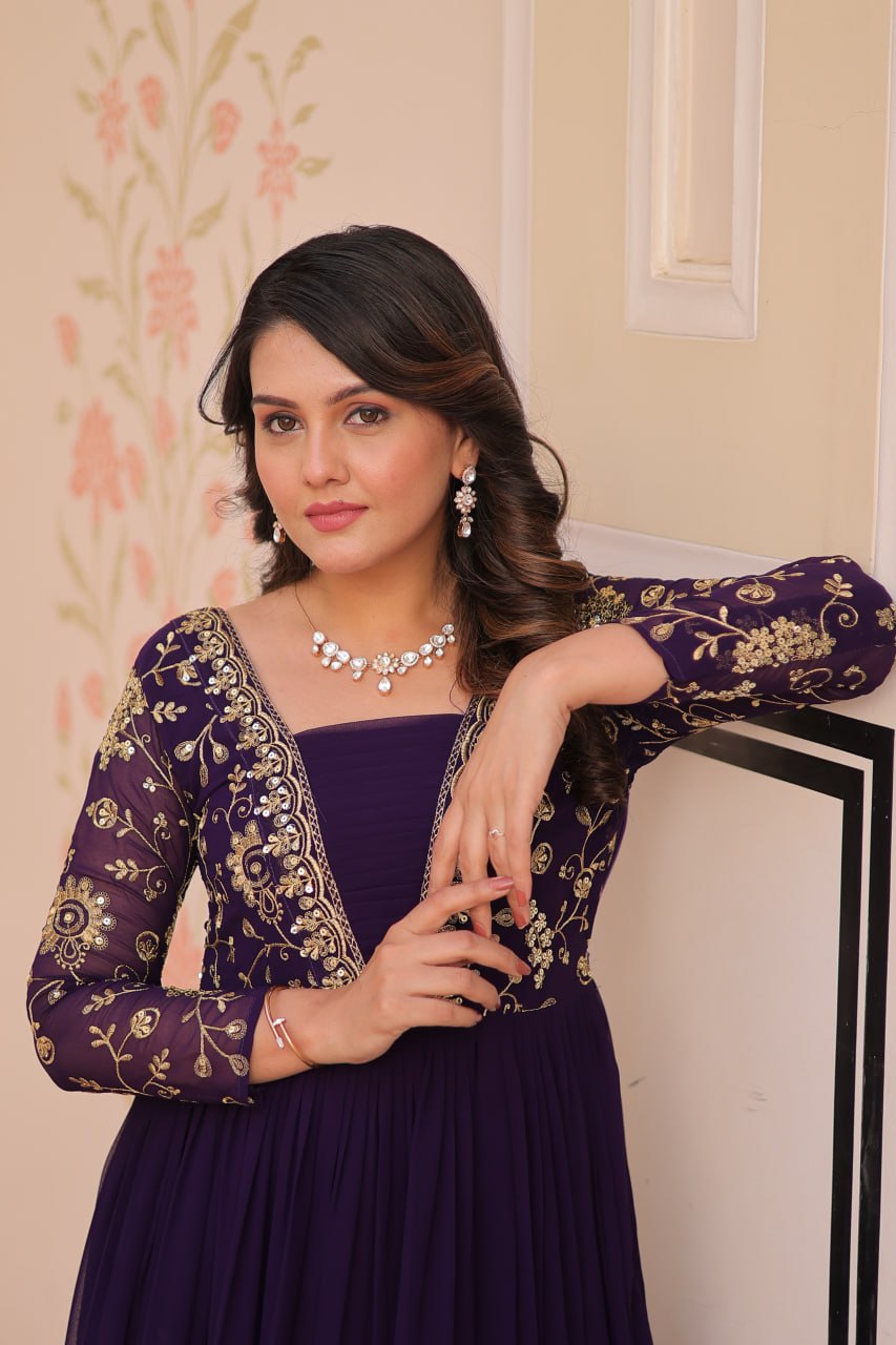Sunehri Saaz Premium Readymade Gown