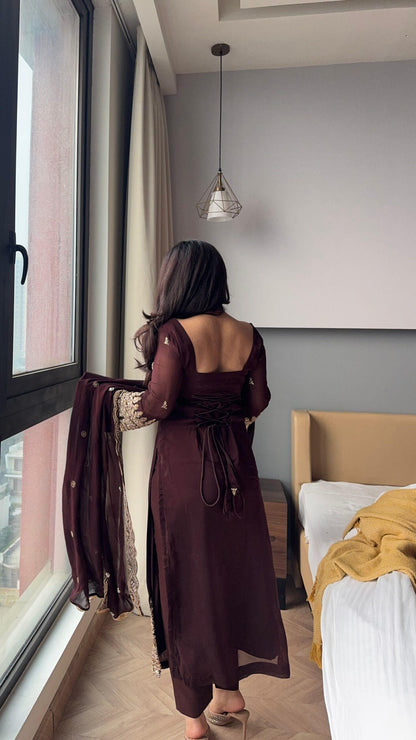 Noor Premium Readymade Suit Set