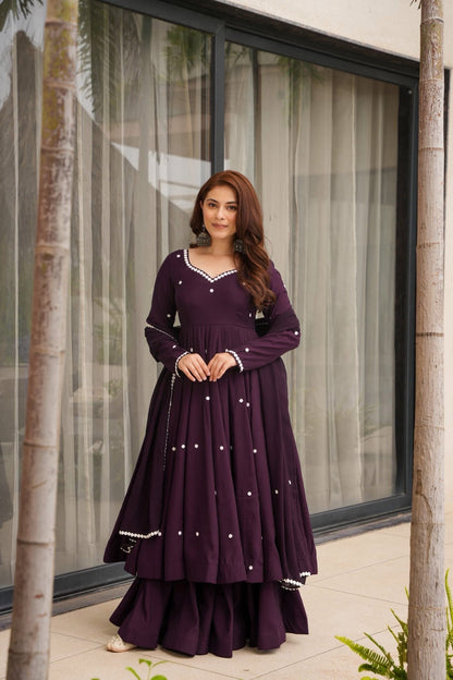 Zerina’s Majestic Glow Anarkali Gown