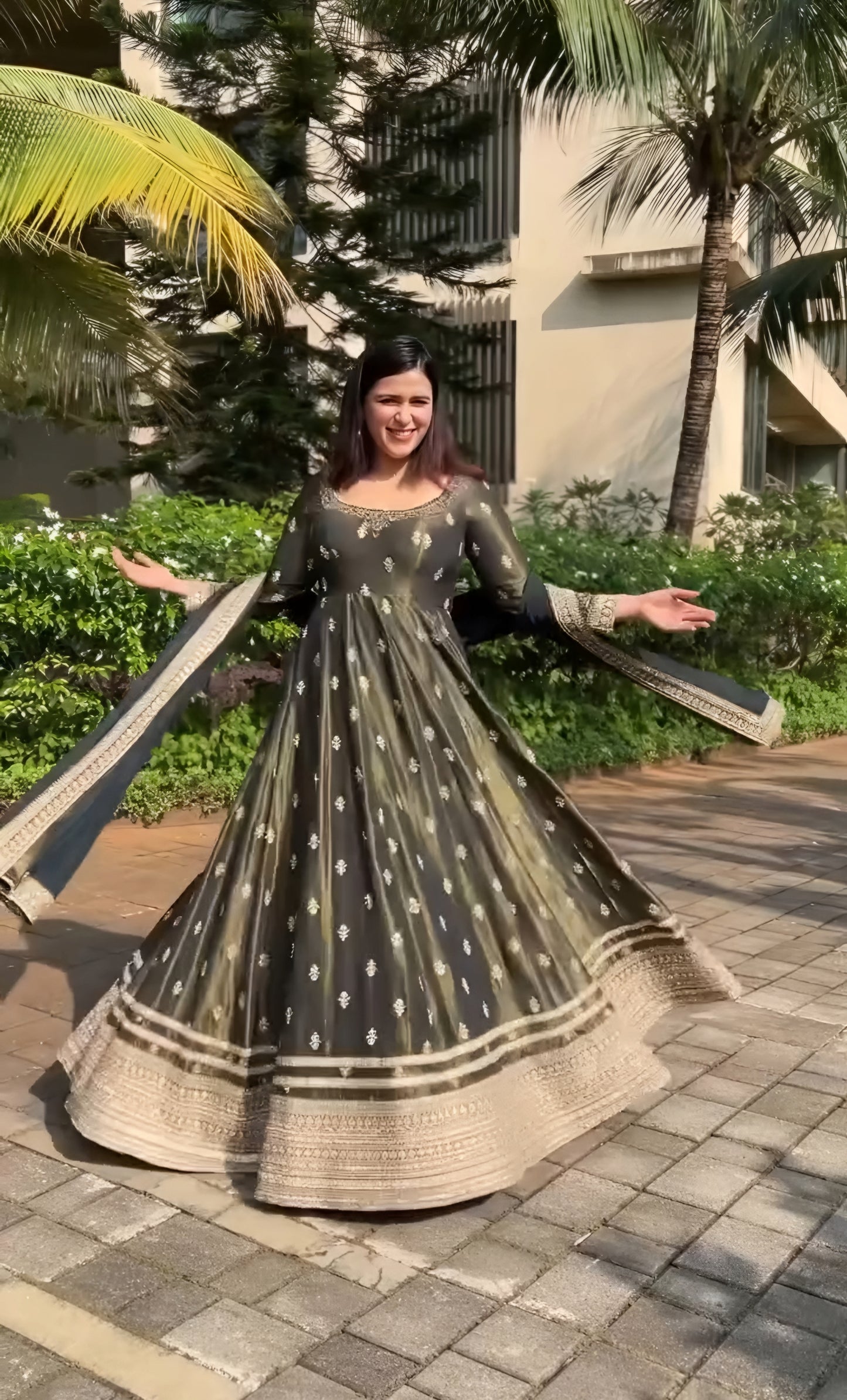 Tanvi Heavy Embroidered Suit Set