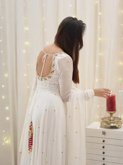 Apsara Hand Work Suit Set