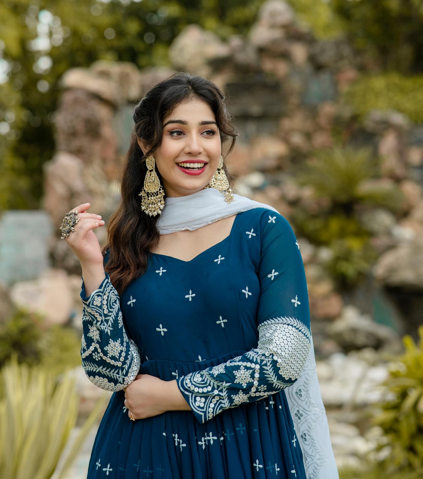 Shanaya Premium Quality Suit Set