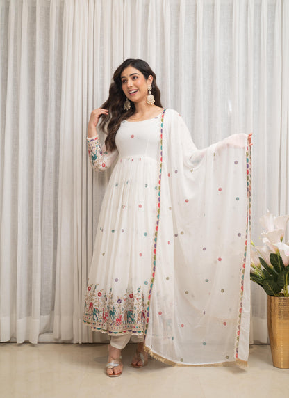 Pearl Glow Embroidered Suit Set