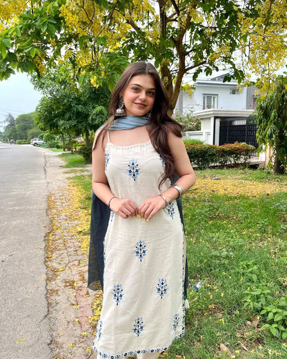 Zoya Pur Kora Khadi Cotton Spaghetti Top And Pant With Dupatta set