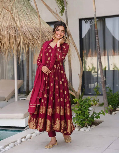 Sunehri Maroon Suit Set