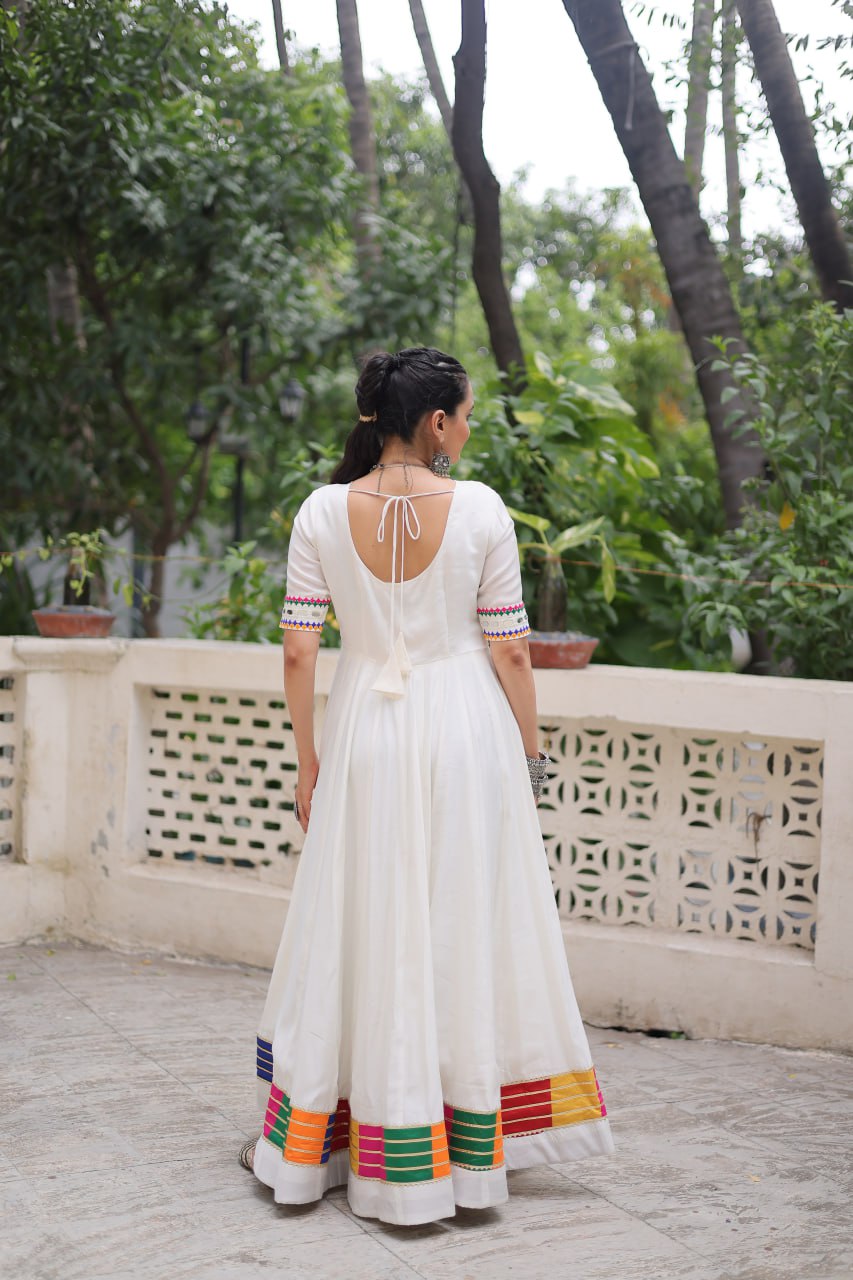 Anaya’s Vibrant Charm Mirror Anarkali Gown