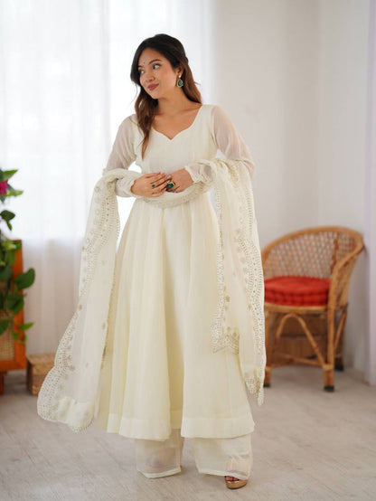 Aadhya Radiant Royal Flare Anarkali Set