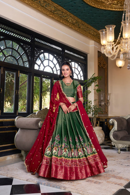 Yamika Queen's Aura Designer Lehenga Choli