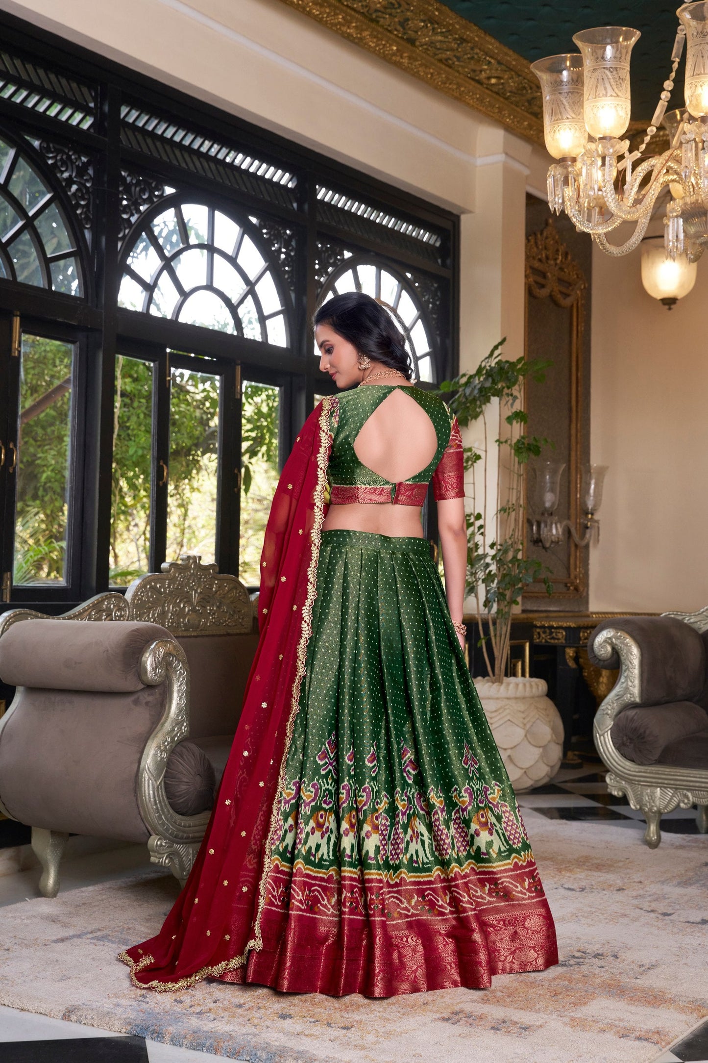 Yamika Queen's Aura Designer Lehenga Choli