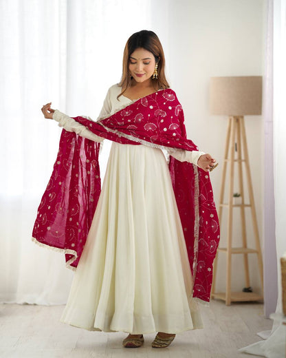 Prishita White Beauty Flowing Anarkali Gown