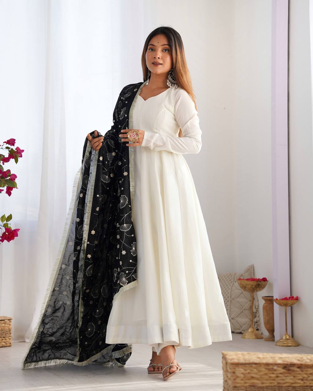 Prishita White Beauty Flowing Anarkali Gown