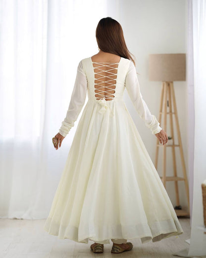 Prishita White Beauty Flowing Anarkali Gown