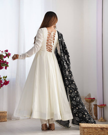 Prishita White Beauty Flowing Anarkali Gown