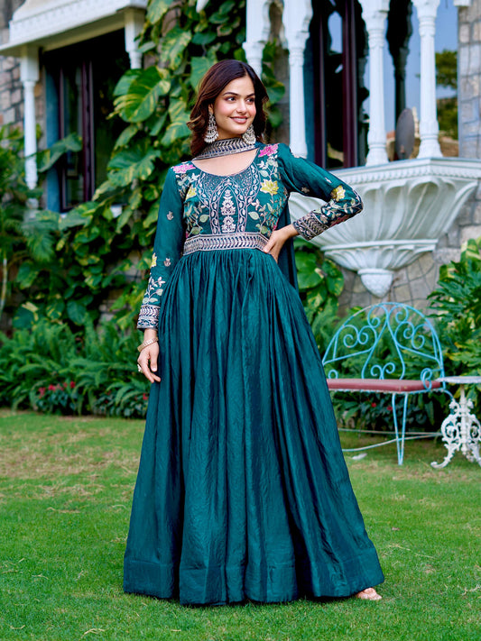 Queen’s Aura Traditional yet Contemporary Designer Anarkali Gown