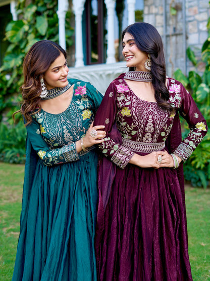 Queen’s Aura Traditional yet Contemporary Designer Anarkali Gown