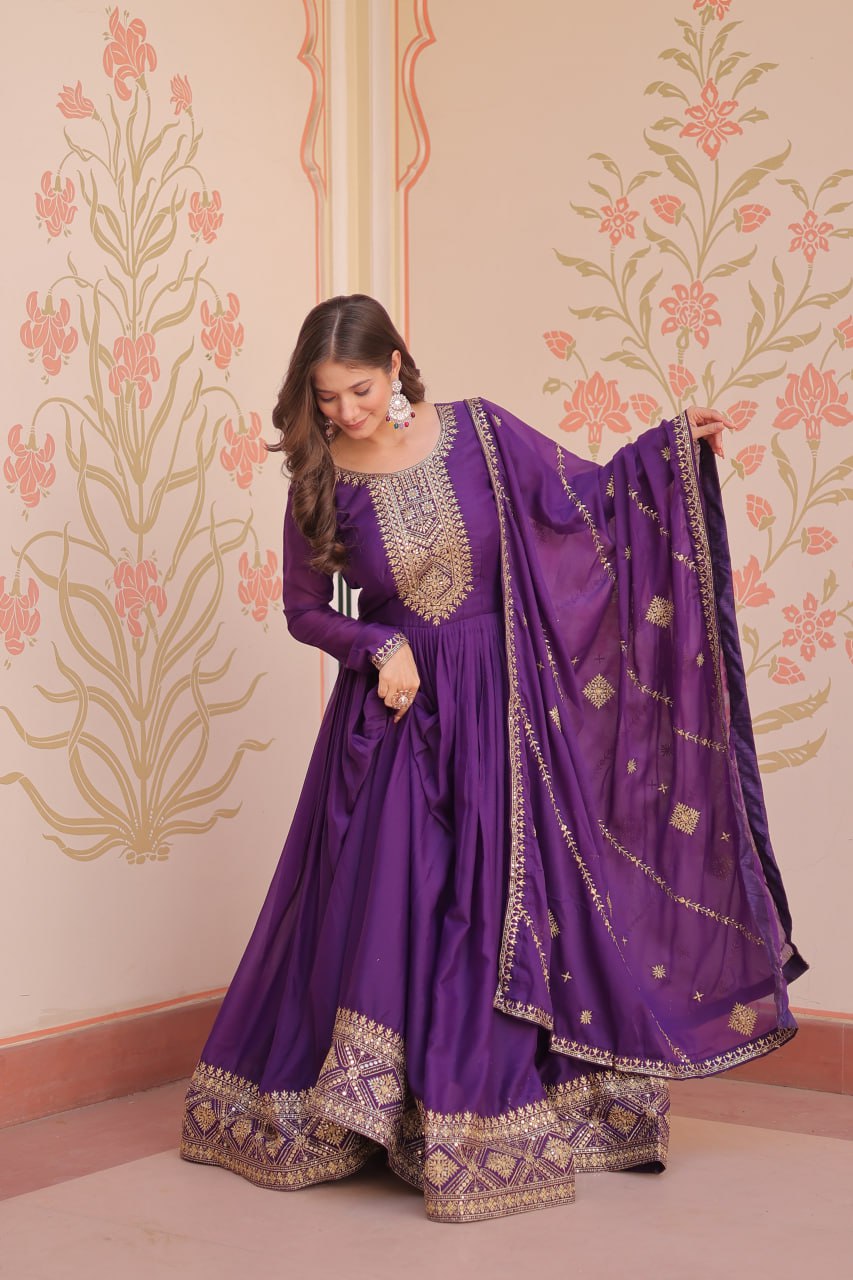 Aaradhya’s Royal Radiance Anarkali Gown