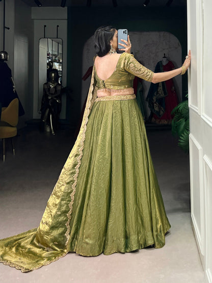 Rang-e-Mehal – A Royal Symphony of Silk Lehenga Choli