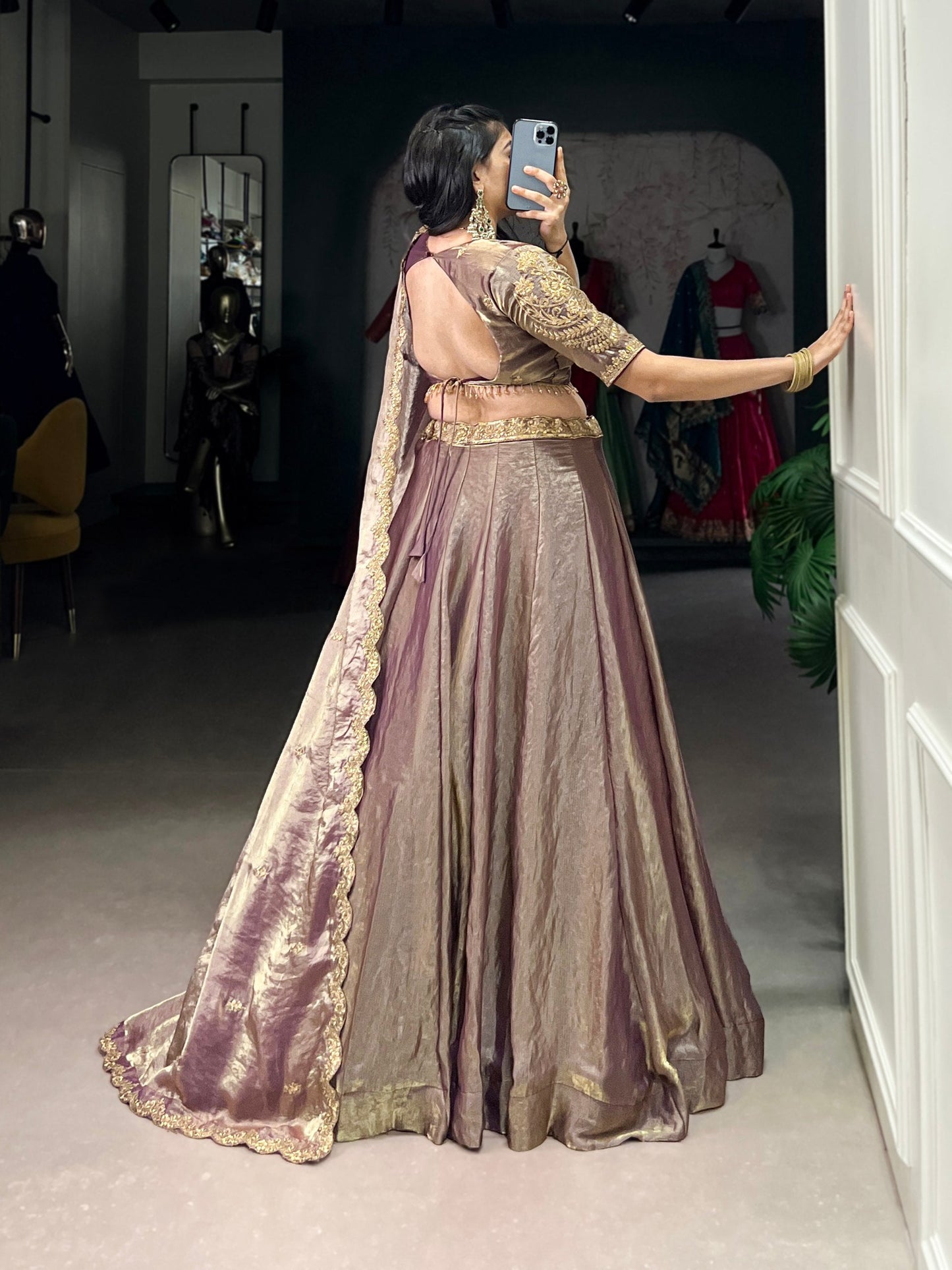 Rang-e-Mehal – A Royal Symphony of Silk Lehenga Choli
