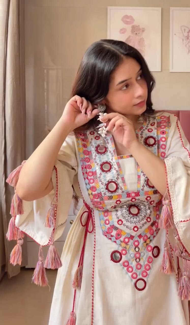 Vritika Pure Khadi Cottan Mirror Tassel Co-ord Set