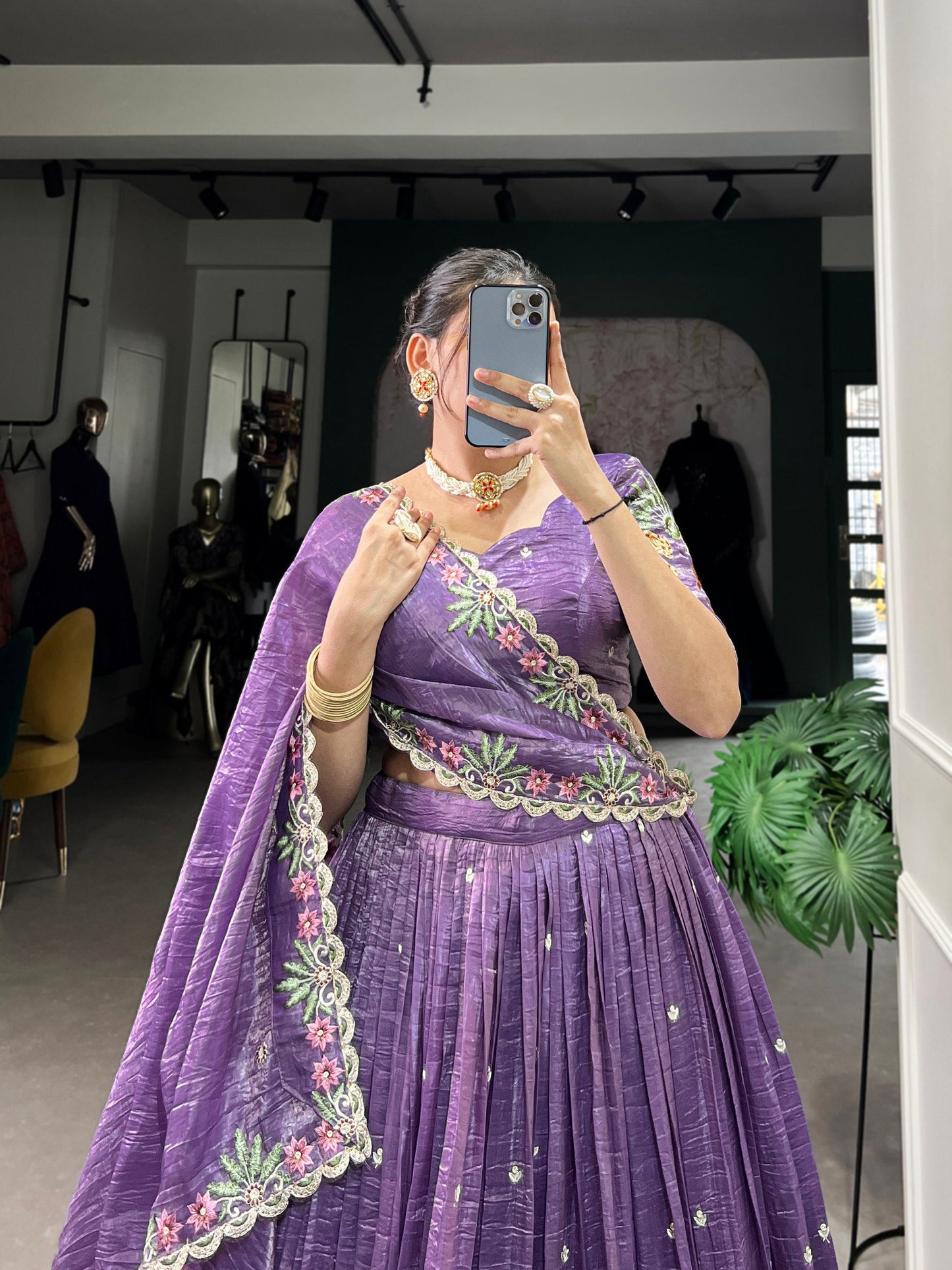 Rashmika Shine Like a Queen In Gold Crush Beauty Lehenga Choli