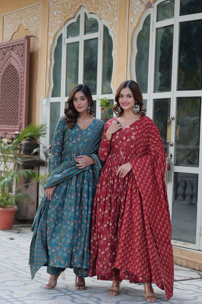 Ishita Grace In Vibrant Pure Cotton Suit