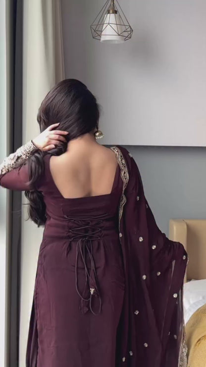 Noor Premium Readymade Suit Set